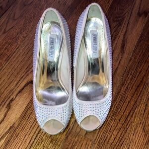 Jennifer Lopez peep toe stiletto heels